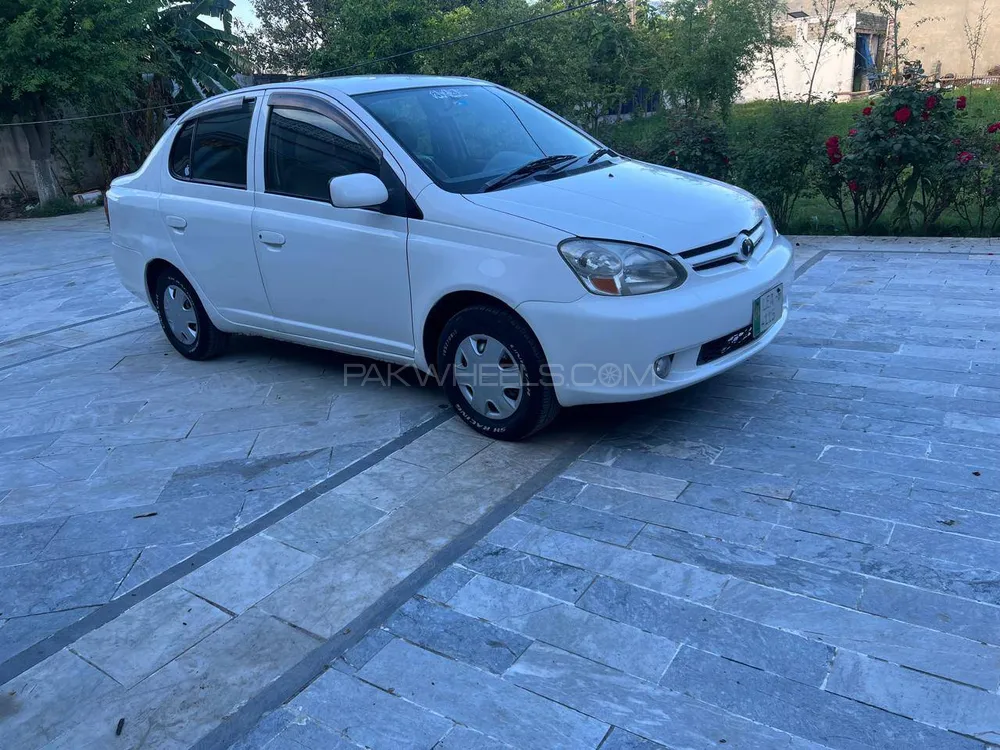 Toyota Platz 2005 for Sale in Swabi Image-1
