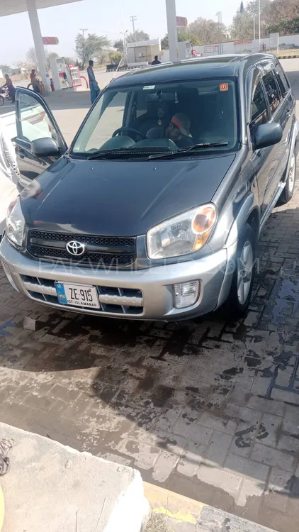 Toyota Rav4 2005 for Sale in Attock Image-1