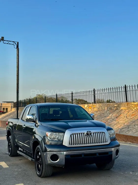 Toyota Tundra 2007 for Sale in Islamabad Image-1