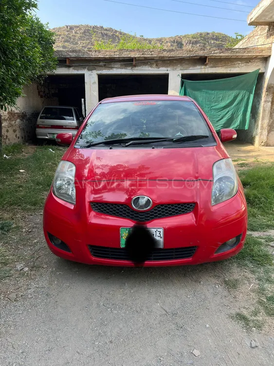 Toyota Vitz 2008 for Sale in Mardan Image-1