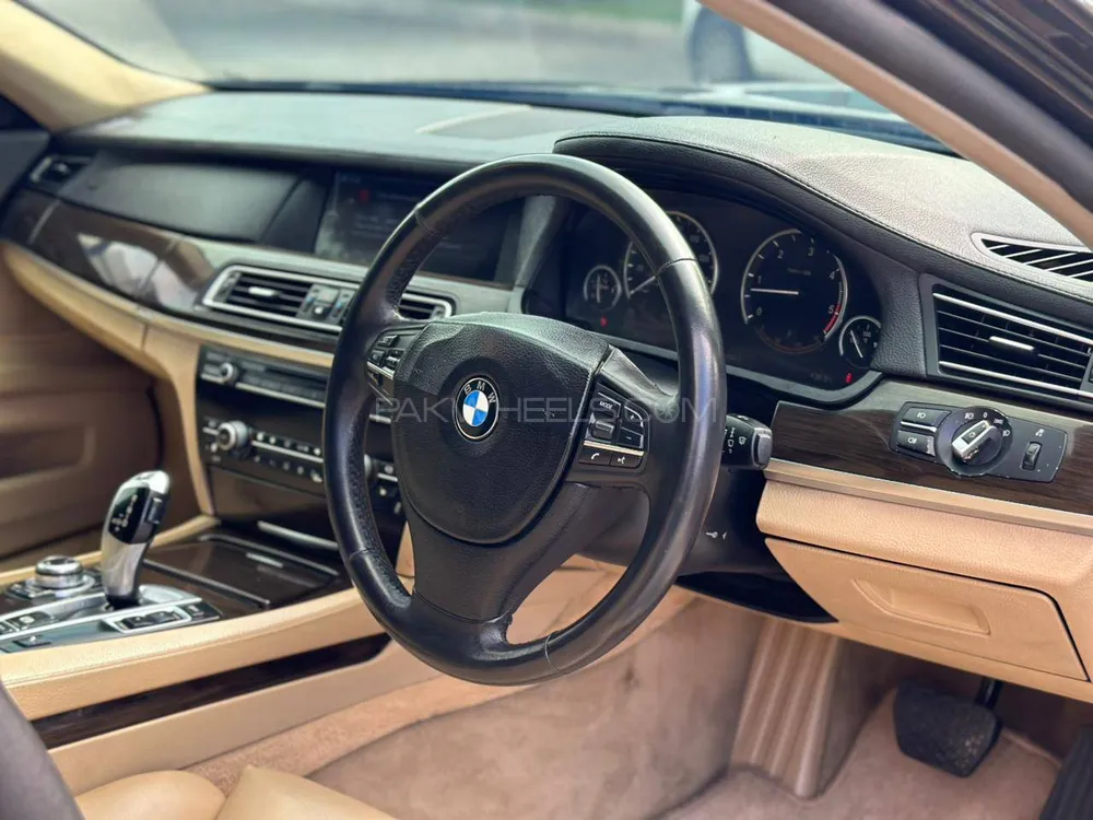 BMW 7 Series 2009 for Sale in Lahore Image-1
