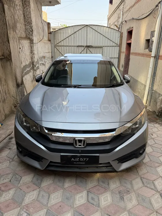 Honda Civic 2018 for Sale in Peshawar Image-1