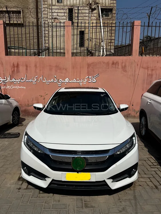 Honda Civic 2021 for Sale in Hyderabad Image-1