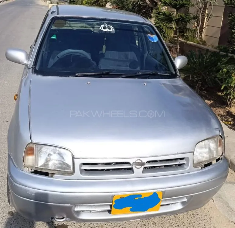 Nissan March 2004 for Sale in Karachi Image-1