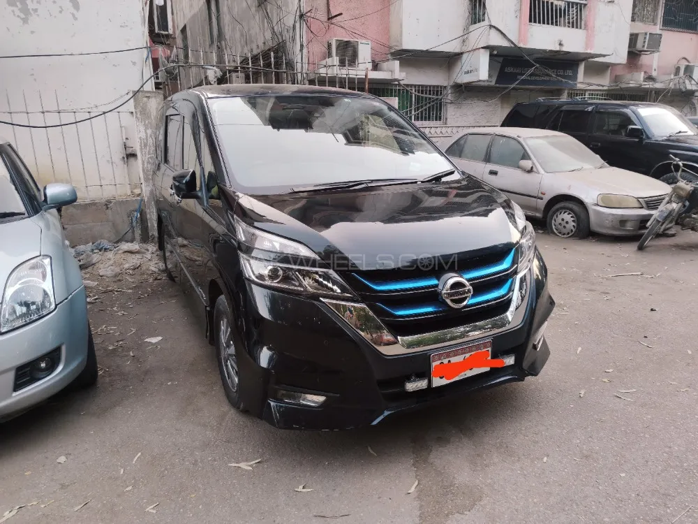 Nissan Serena 2019 for Sale in Karachi Image-1