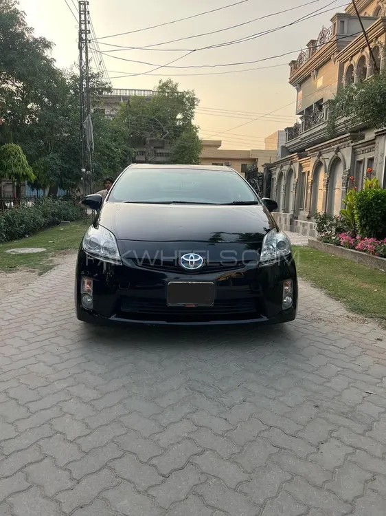 Toyota Prius 2009 for Sale in Lahore Image-1