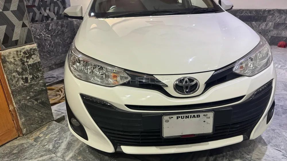 Toyota Yaris Sedan 2021 for Sale in Lahore Image-1