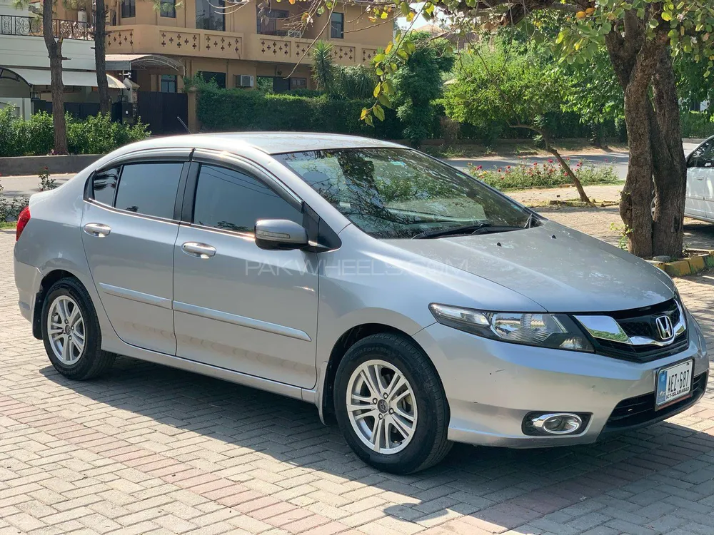 Honda City 2017 for Sale in Islamabad Image-1
