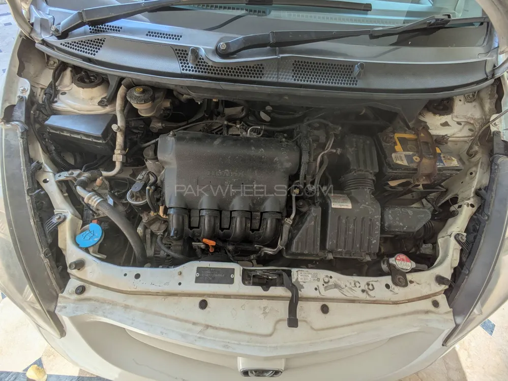 Honda Fit 2006 for Sale in Bahawalnagar Image-1