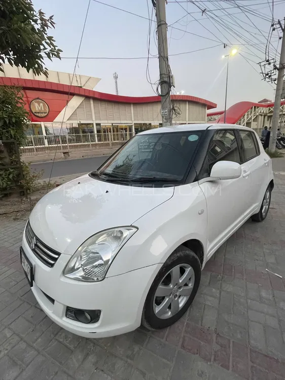 Suzuki Swift 2013 for Sale in Multan Image-1
