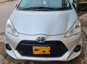 Toyota Aqua L 2014 for Sale
