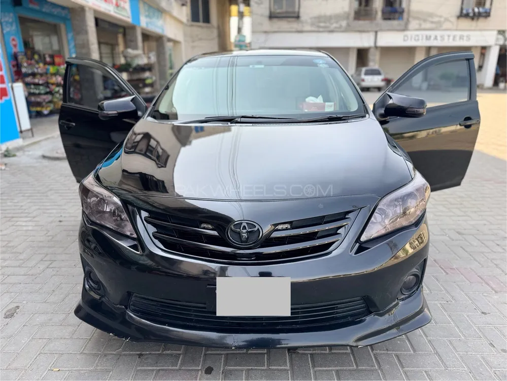 Toyota Corolla 2012 for Sale in Faisalabad Image-1