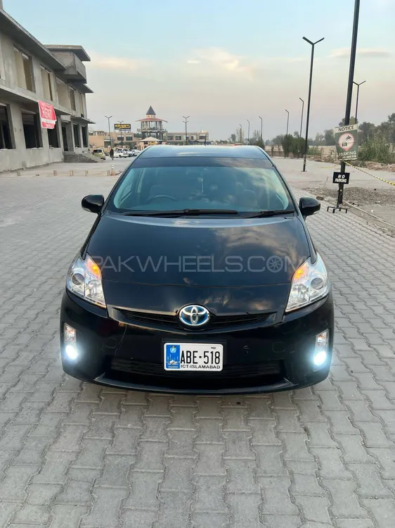 Toyota Prius 2009 for Sale in Peshawar Image-1