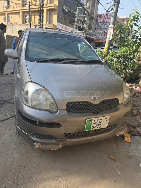 Toyota Vitz 2003 for Sale in Islamabad Image-1