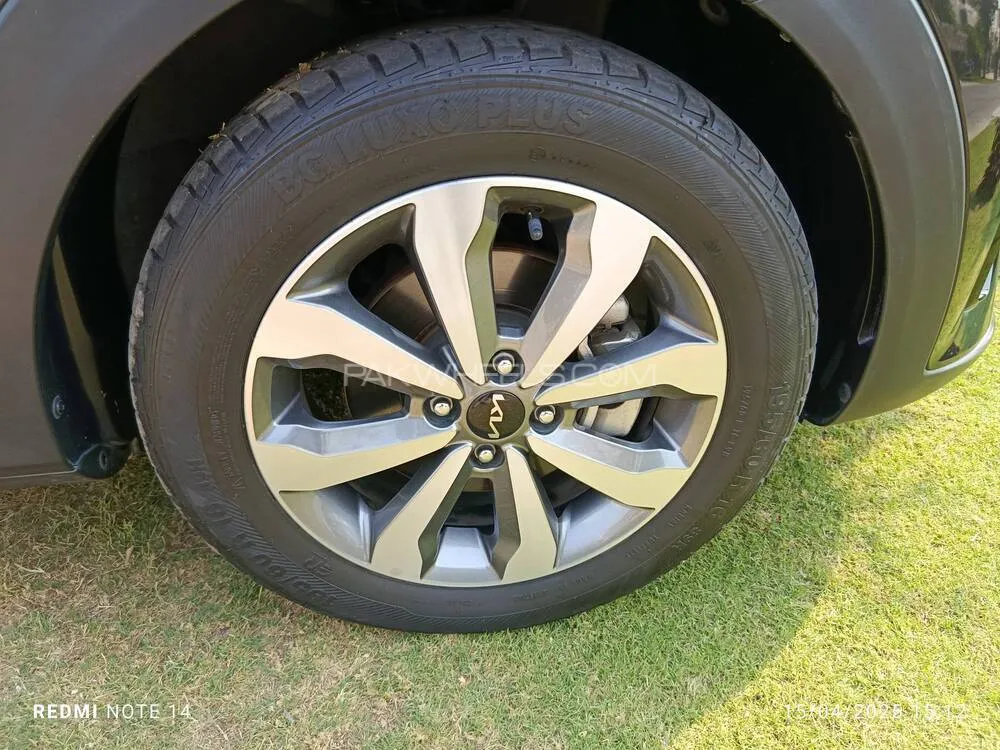 KIA Stonic 2023 for Sale in Lahore KIA Stonic 2023 for Sale in Lahore Image-14