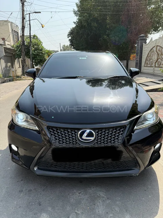 Lexus CT200h 2014 for Sale in Gujranwala Image-1