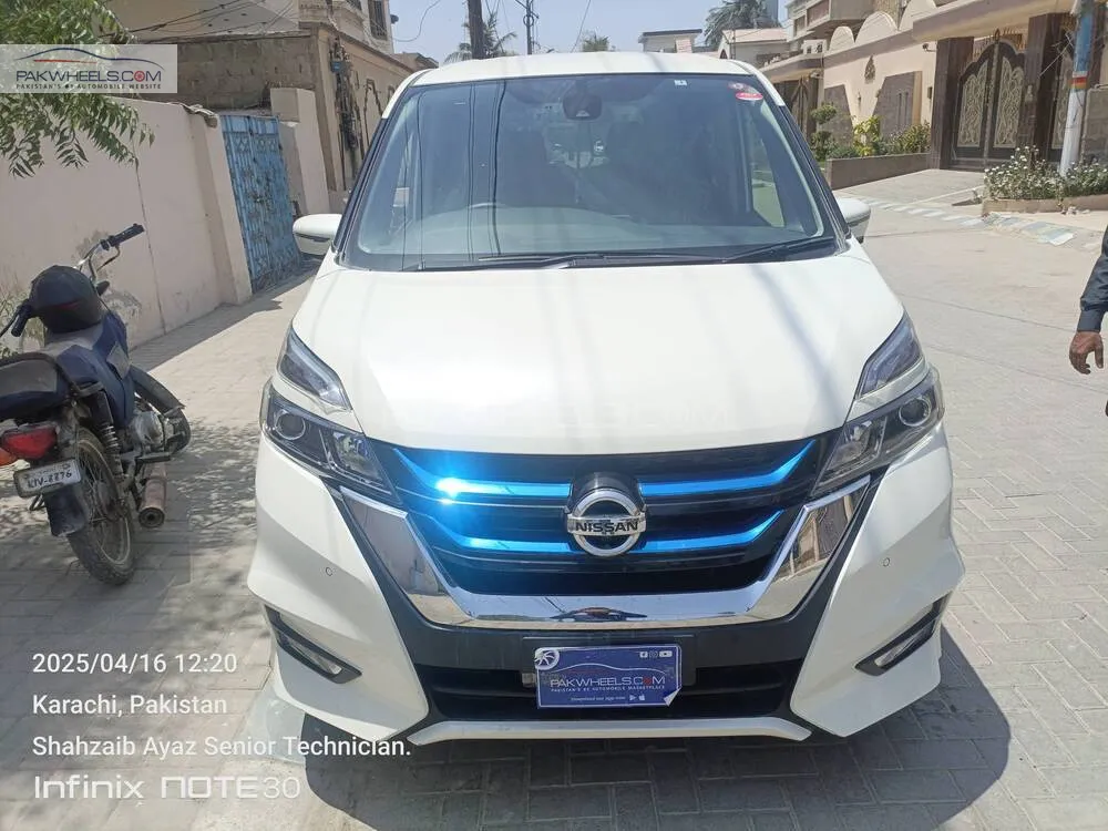 Nissan Serena 2019 for Sale in Karachi Image-1