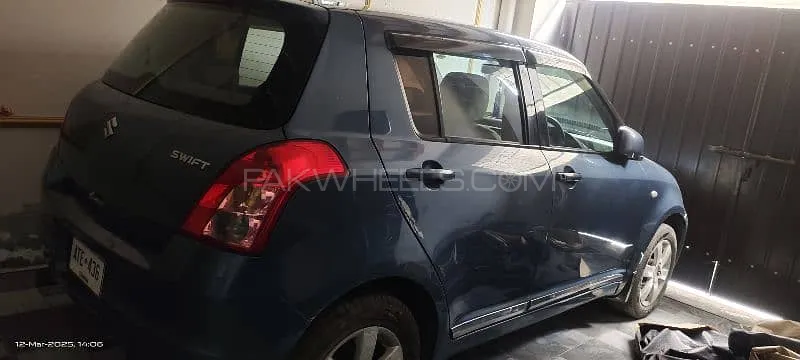 Suzuki Swift 2010 for Sale in Lahore Image-1