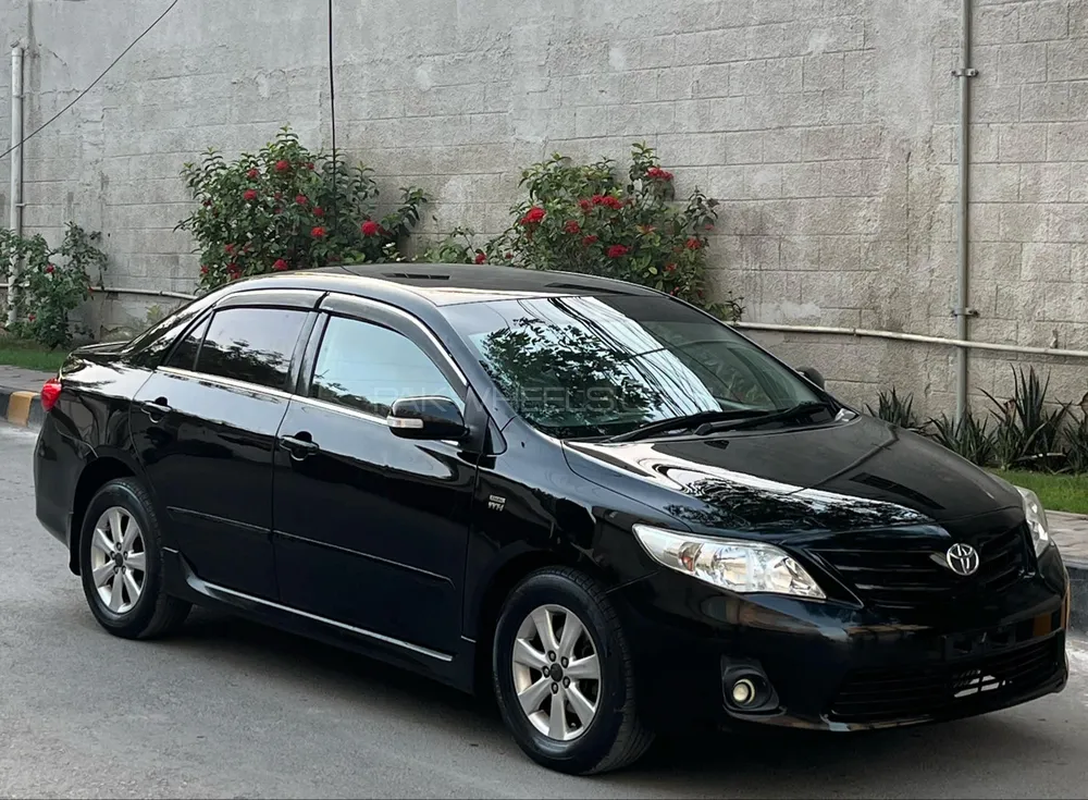 Toyota Corolla 2012 for Sale in Karachi Image-1