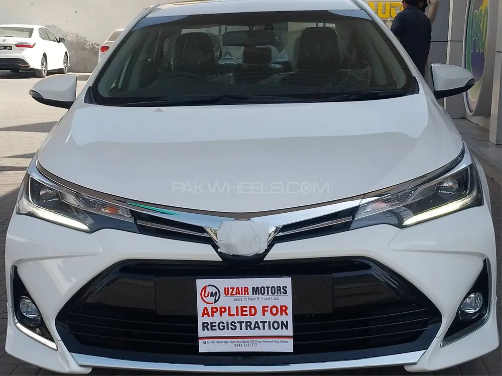 Toyota Corolla 2023 for Sale in Multan Toyota Corolla 2023 for Sale in Multan Image-3