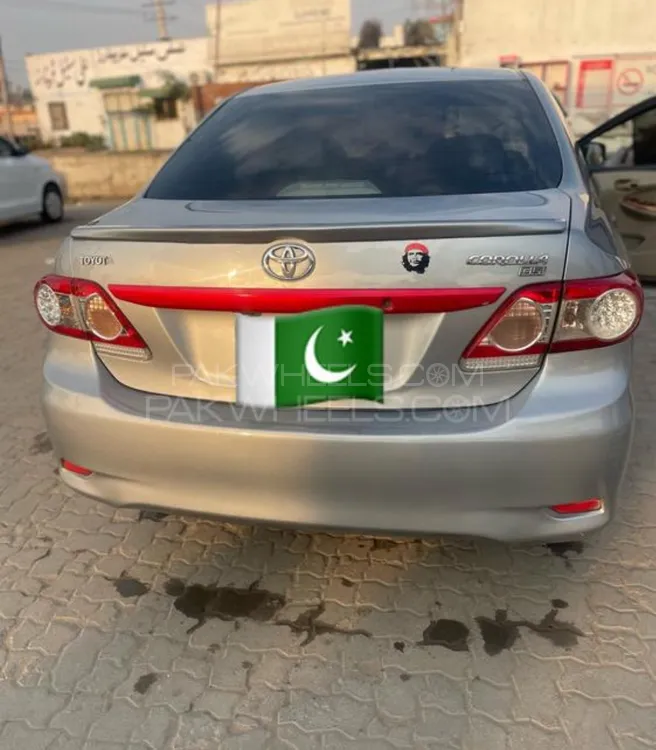 Toyota Corolla 2012 for Sale in Sialkot Image-1