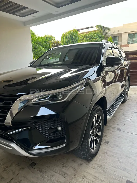 ٹویوٹا فورچیونر 2021 for Sale in لاہور ٹویوٹا فورچیونر 2021 for Sale in لاہور Image-2