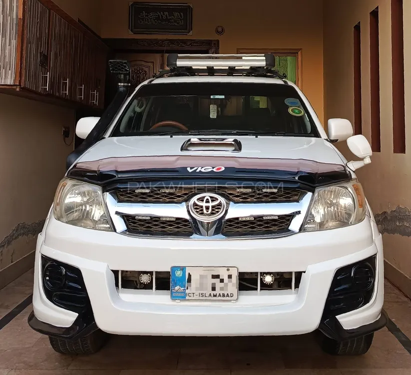 Toyota Hilux 2008 for Sale in Sialkot Image-1
