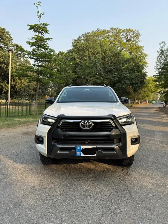 Toyota Hilux 2022 for Sale in Lahore Image-1