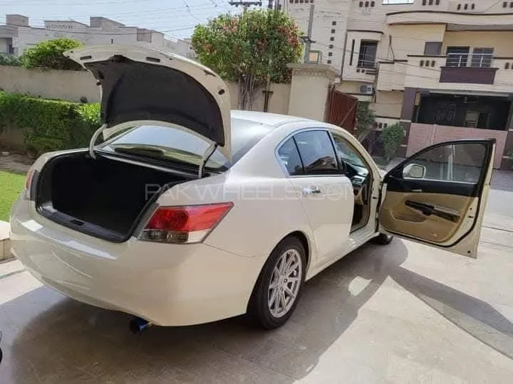 ہونڈا اکارڈ 2010 for Sale in فیصل آباد ہونڈا اکارڈ 2010 for Sale in فیصل آباد Image-8