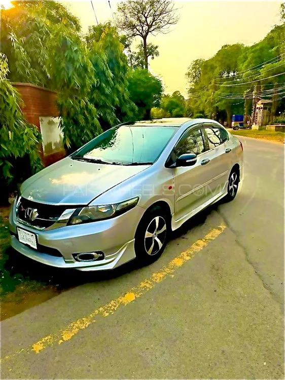 Honda City 2011 for Sale in Lahore Image-1