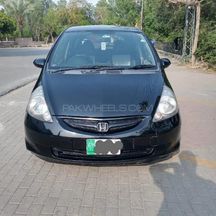 Honda Fit 2006 for Sale in Lahore Image-1