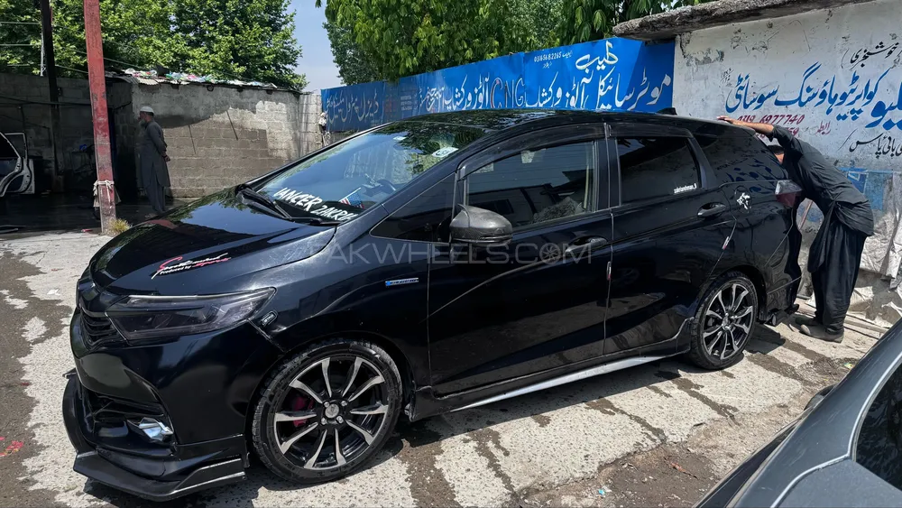 Honda Fit 2015 for Sale in Islamabad Image-1