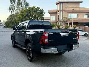Toyota Hilux Revo V Automatic 2.8 2021 for Sale