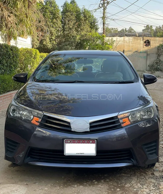 Toyota Corolla 2017 for Sale in Karachi Image-1