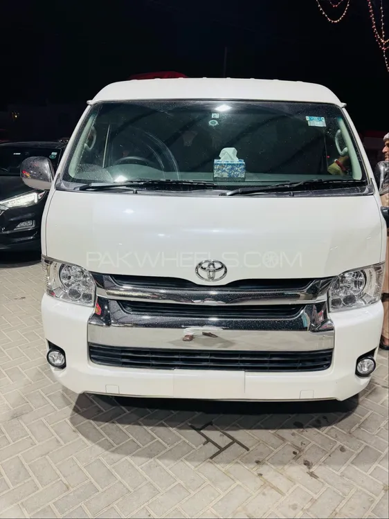 Toyota Hiace 2017 for Sale in Gujranwala Image-1