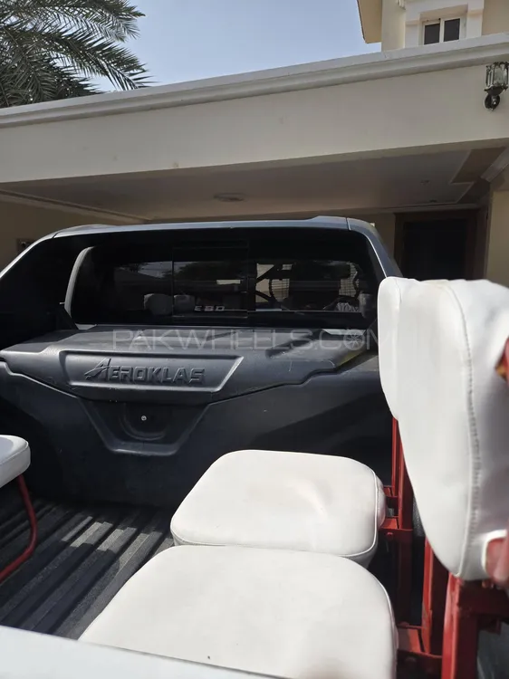 Toyota Hilux 2022 for Sale in Bahawalpur Toyota Hilux 2022 for Sale in Bahawalpur Image-9