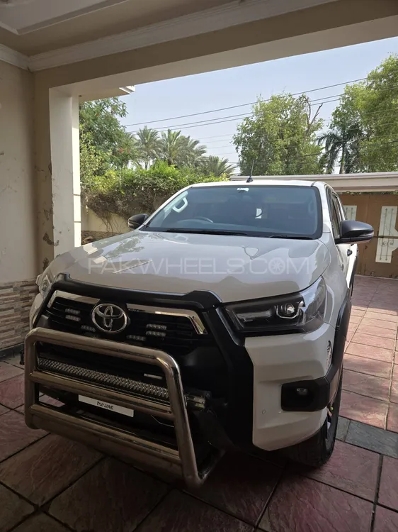 Toyota Hilux 2022 for Sale in Bahawalpur Toyota Hilux 2022 for Sale in Bahawalpur Image-15