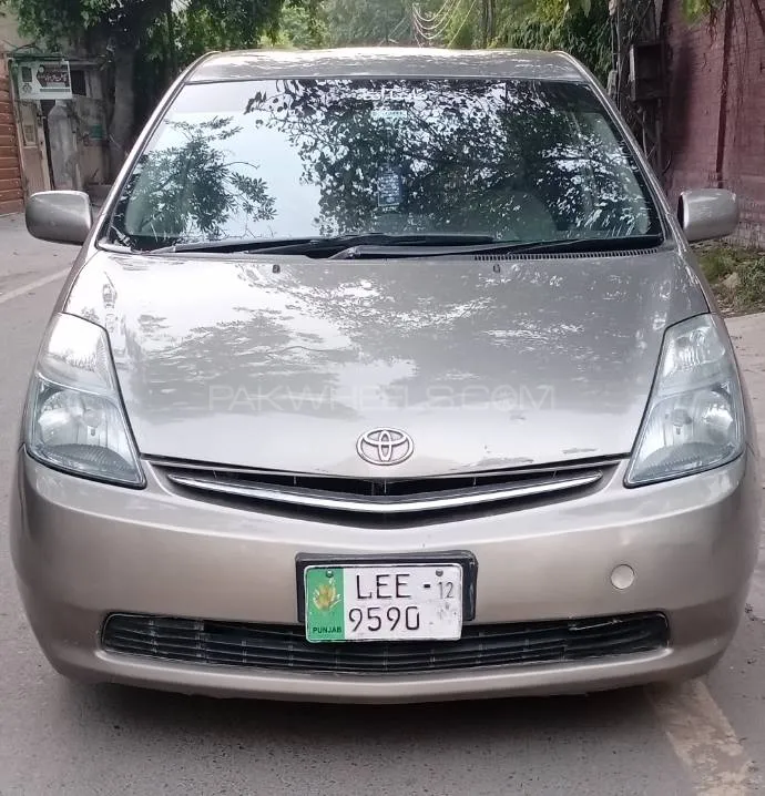 Toyota Prius 2007 for Sale in Lahore Image-1