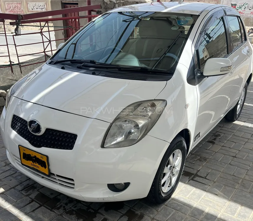 Toyota Vitz 2007 for Sale in Quetta Image-1