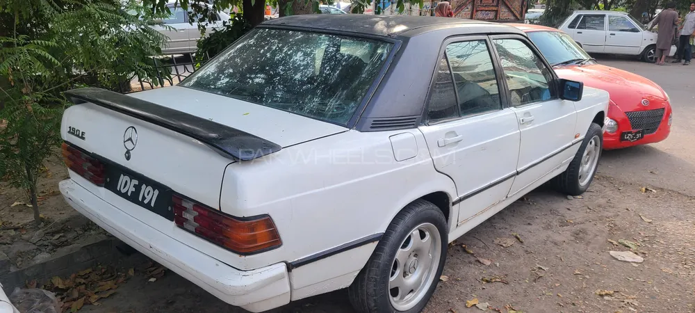 Mercedes Benz C Class 1985 for Sale in Lahore Image-1