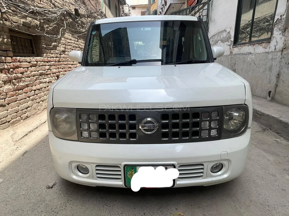 Nissan Cube 2009 for Sale in Lahore Image-1