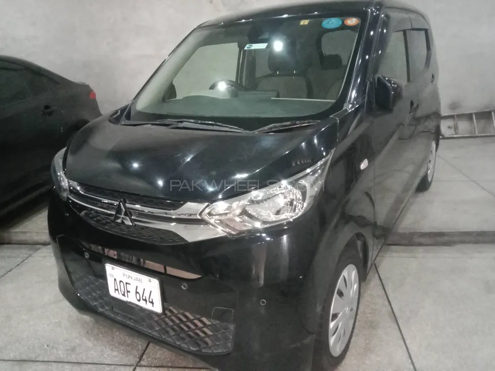 Suzuki Swift 2010 for Sale in Lahore Image-1