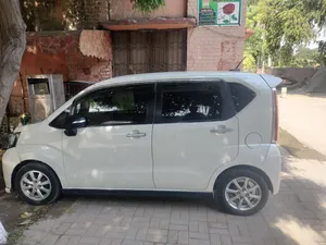 Daihatsu Move Custom X 2019 for Sale