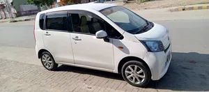 Daihatsu Move Custom X VS Smart Selection  2014 for Sale