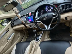 Silver Honda City 2018 for sale in Sajawal | PakWheels
