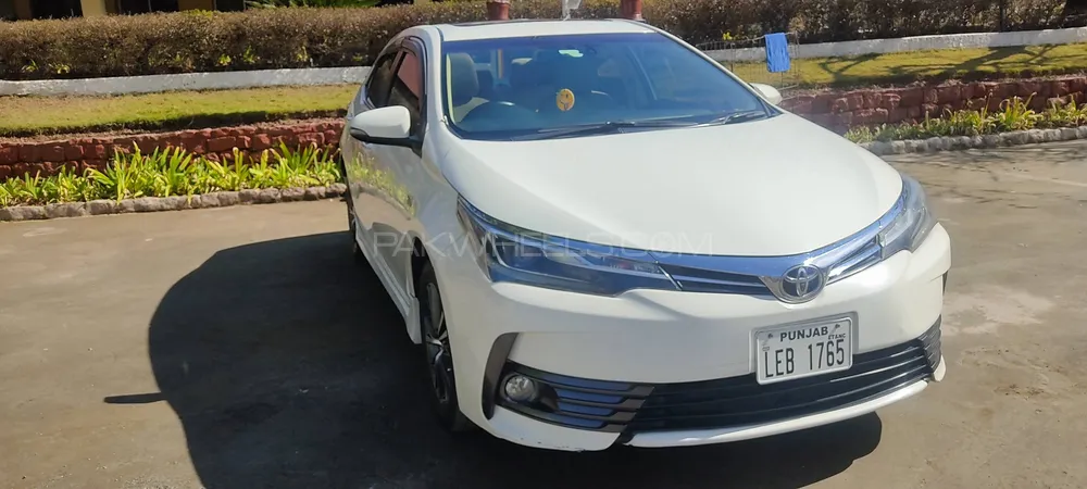 Toyota Corolla 2017 for Sale in Lahore Image-1