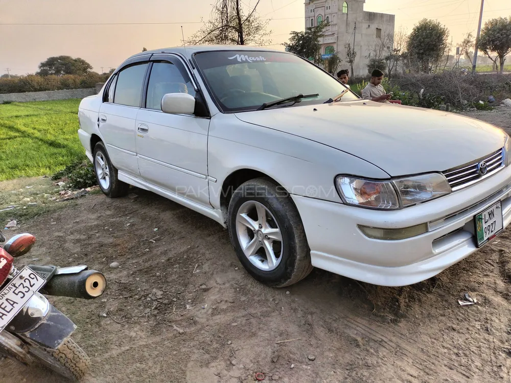 Toyota Corolla 2000 for Sale in Lala musa Image-1
