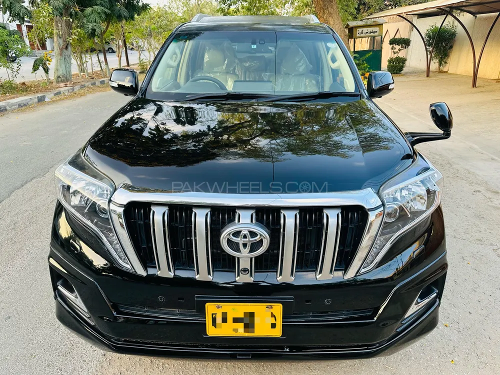 Toyota Prado 2015 for Sale in Karachi Image-1