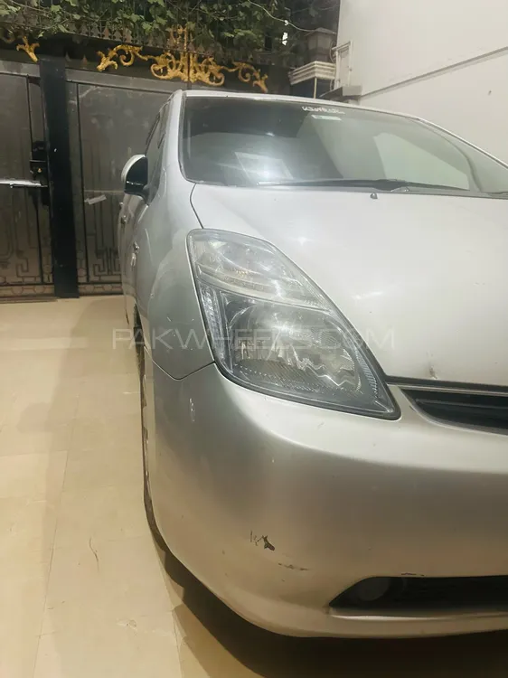 Toyota Prius 2010 for Sale in Lahore Image-1