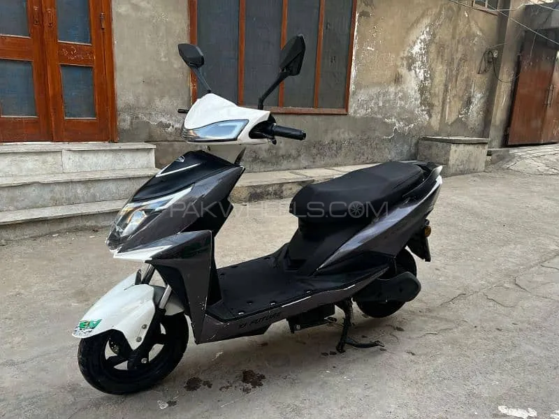وائی جے فیوچر Indus 2023 for Sale وائی جے فیوچر Indus 2023 for Sale Image-2